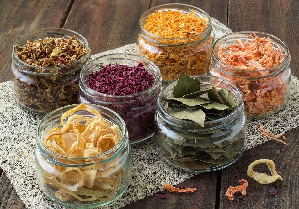 Дегідратація як спосіб посилити смак: чому висушені продукти більш ароматні?